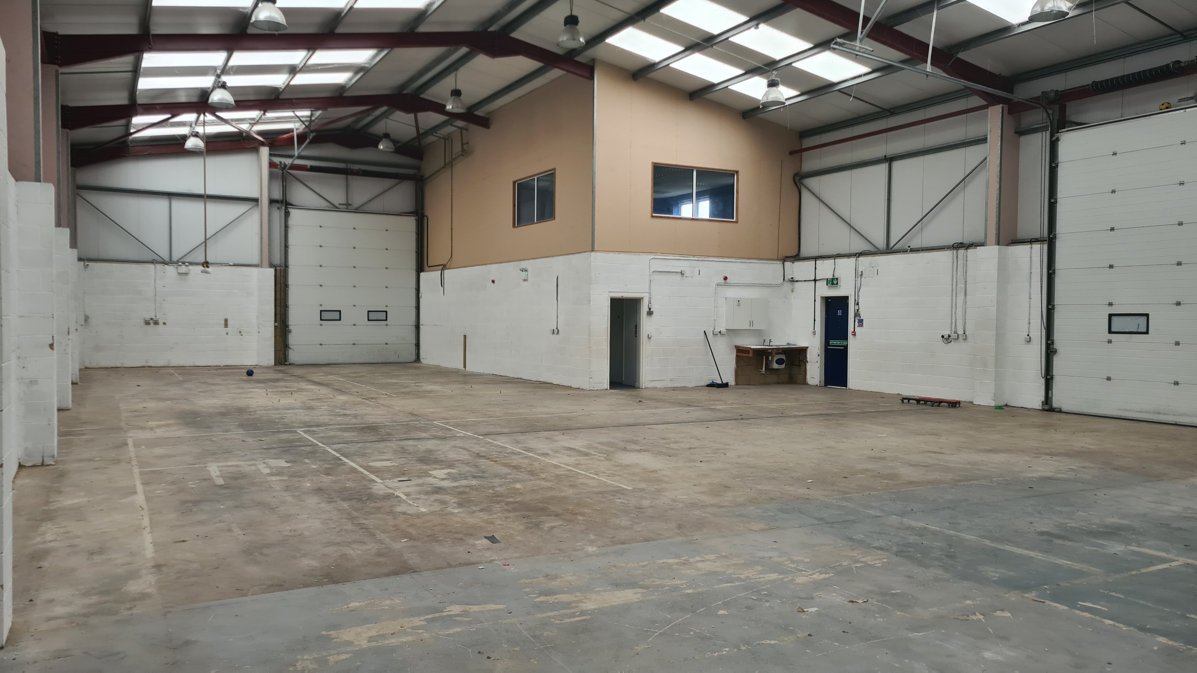 Storage in Stanford in the Vale - photo 3